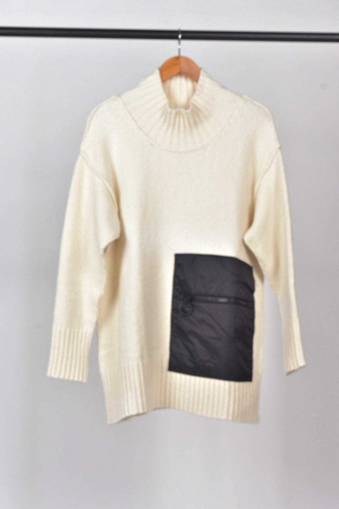 Annette Gortz Jumper Shiba in off white