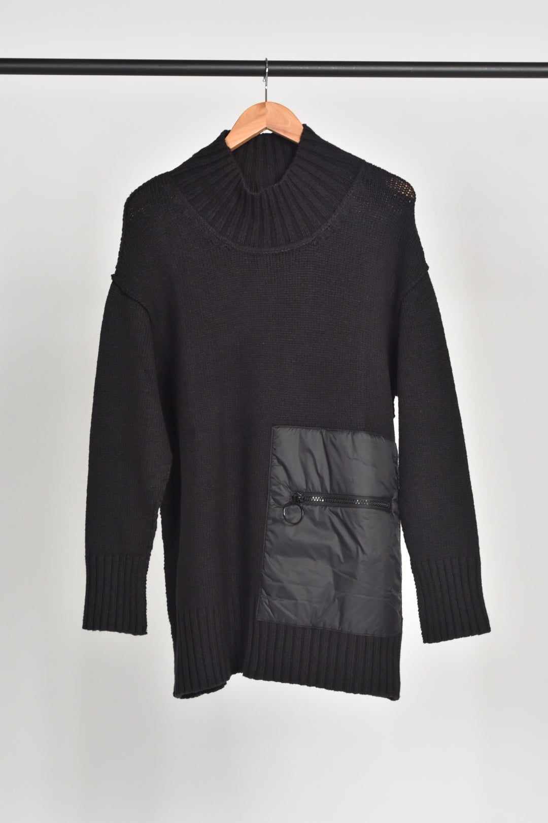 Annette Gortz Sweater  Shiba in Black